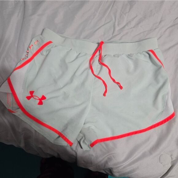 Under Armour - Womens Fly By 2.0 Stunner Shorts sz m - Picture 2 of 7